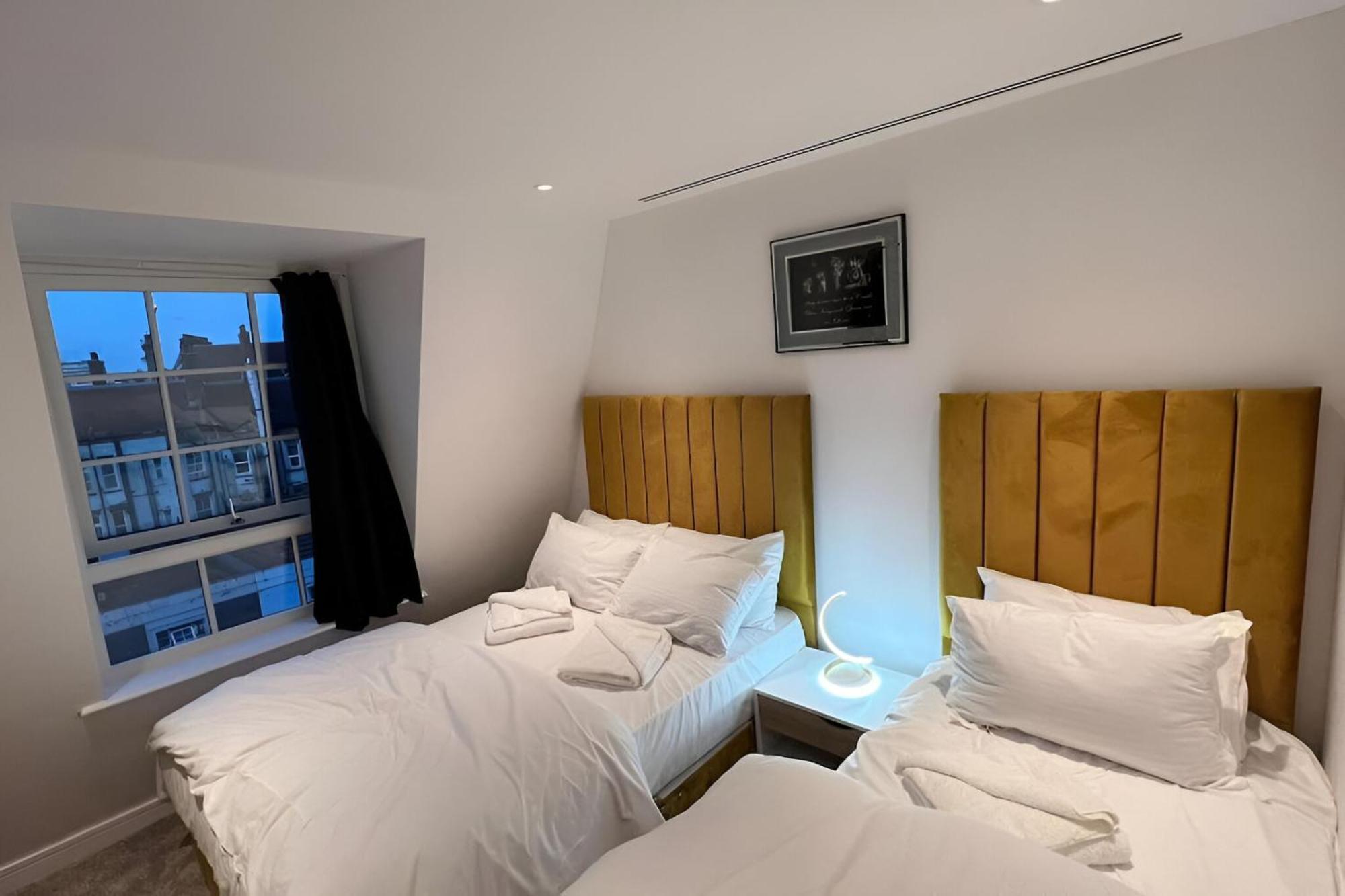 Reserve Amazing 2-Bedroom Penthouse In Marble Arch 74 Londen Buitenkant foto